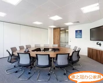 品味现代高端 活力开放的办168体育 168体育直播 平台公家具(图2)