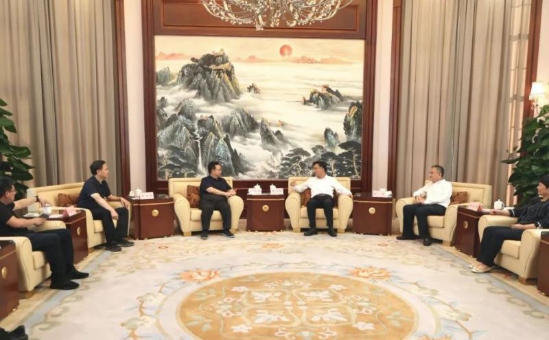 东城区党政代表团赴十堰市168体育 168体育官网郧阳区调研对口协作工作(图2) 东城区党政代表团赴十堰市168体育 168体育官网郧阳区调研对口协作工作(图2)