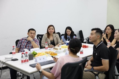 西昊智能家具与TWU公司签订168体育 168体育直播 平台代理合作协议共创菲律宾市场新篇章(图4) 西昊智能家具与TWU公司签订168体育 168体育直播 平台代理合作协议共创菲律宾市场新篇章(图4)