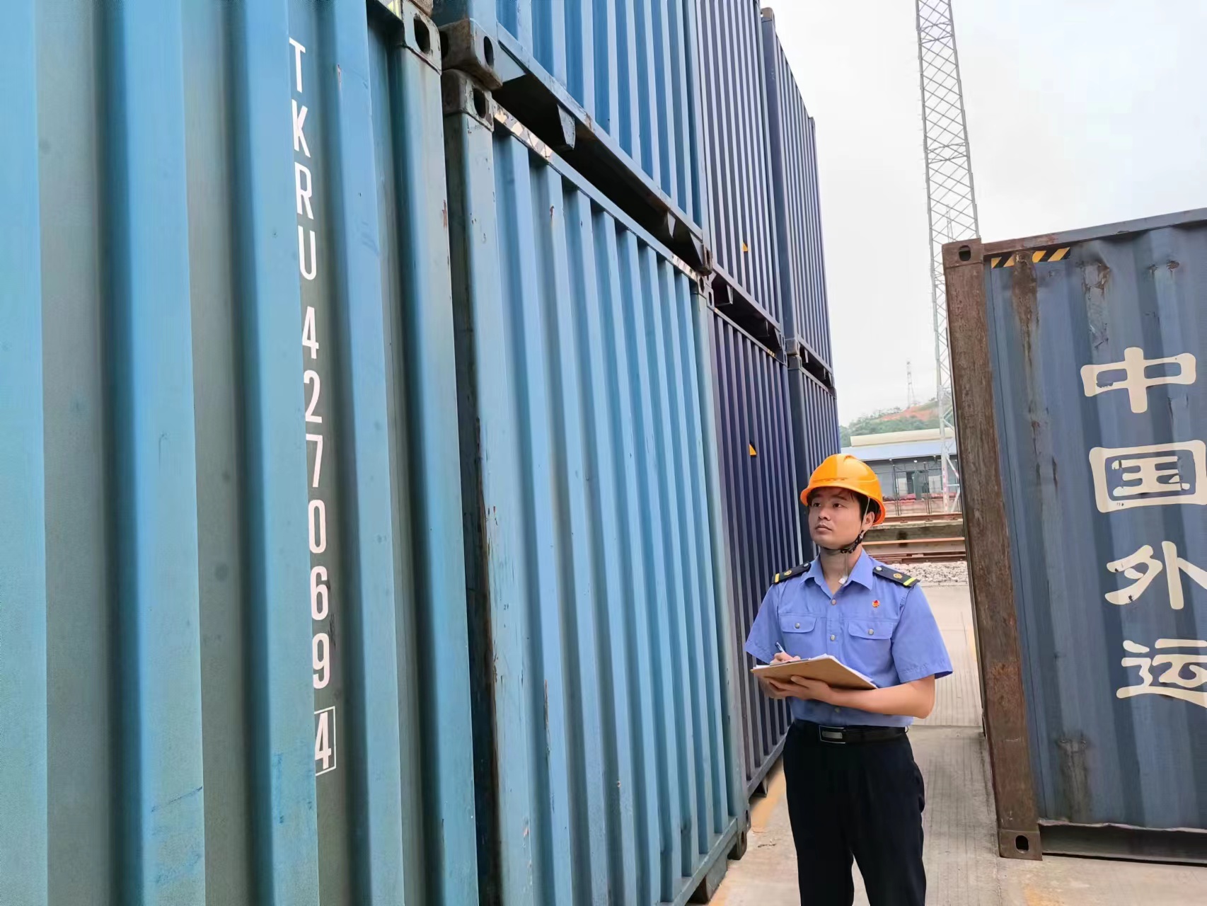 打通国际货运“大动脉” 湾区中欧班列助力“世界工厂”走向世界168体育 168体育直播 平台(图3) 打通国际货运“大动脉” 湾区中欧班列助力“世界工厂”走向世界168体育 168体育直播 平台(图3)