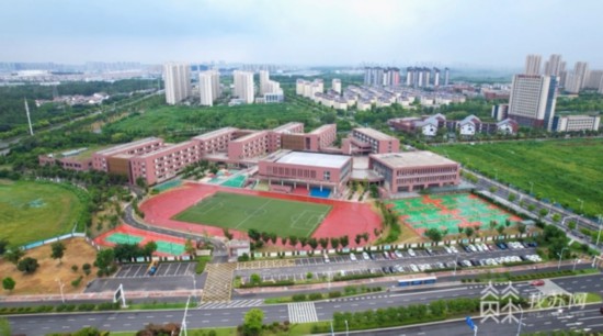 江苏多地中小学建设项目新学期投入168体育 168体育直播 平台使用 以崭新面貌迎接广大师生(图5) 江苏多地中小学建设项目新学期投入168体育 168体育直播 平台使用 以崭新面貌迎接广大师生(图5)