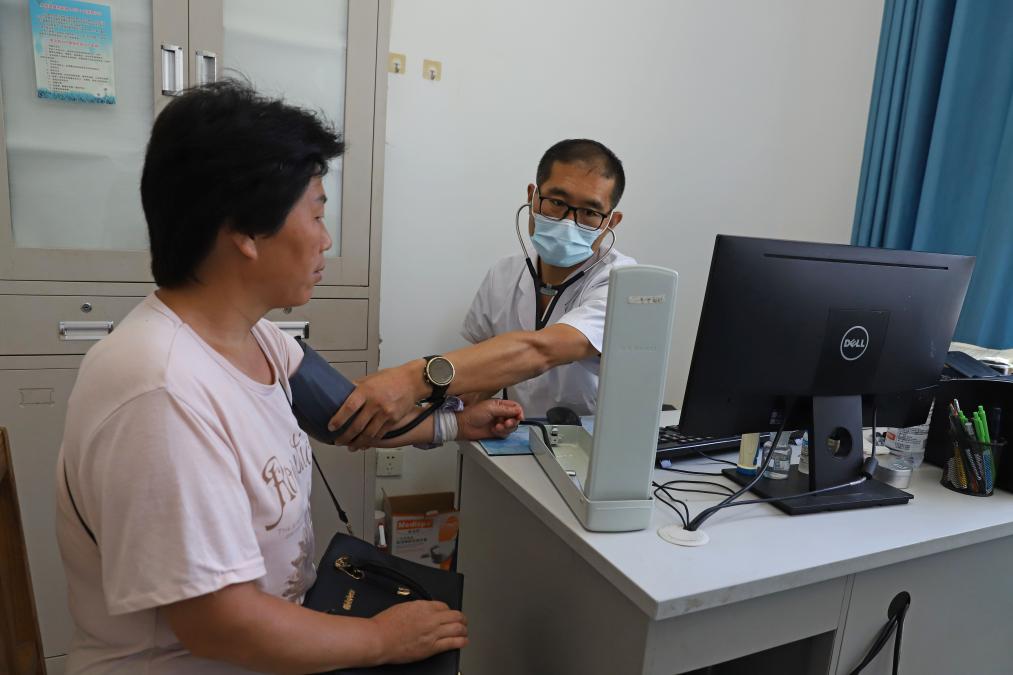 新华全媒+丨公共服务设施加紧修复——河北涿州168体育 168体育直播 平台受灾一线采访见闻(图2) 新华全媒+丨公共服务设施加紧修复——河北涿州168体育 168体育直播 平台受灾一线采访见闻(图2)