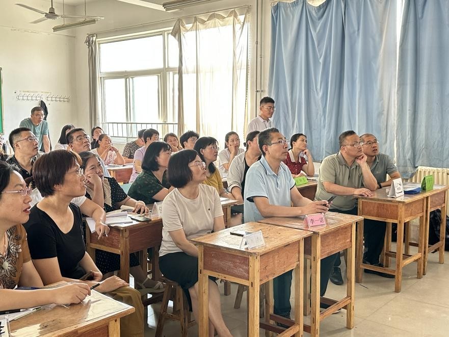 168体育 168体育app高密市教育基础设施能力提升项目首场培训顺利举办(图5) 168体育 168体育app高密市教育基础设施能力提升项目首场培训顺利举办(图5)