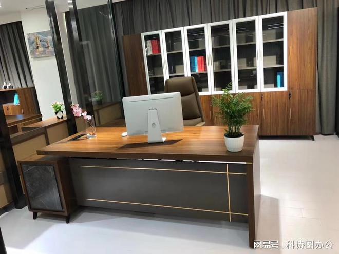 168体育科诗图家具 :办公家具员工打造一个较为舒适的办公环境(图1) 168体育科诗图家具 :办公家具员工打造一个较为舒适的办公环境(图1)