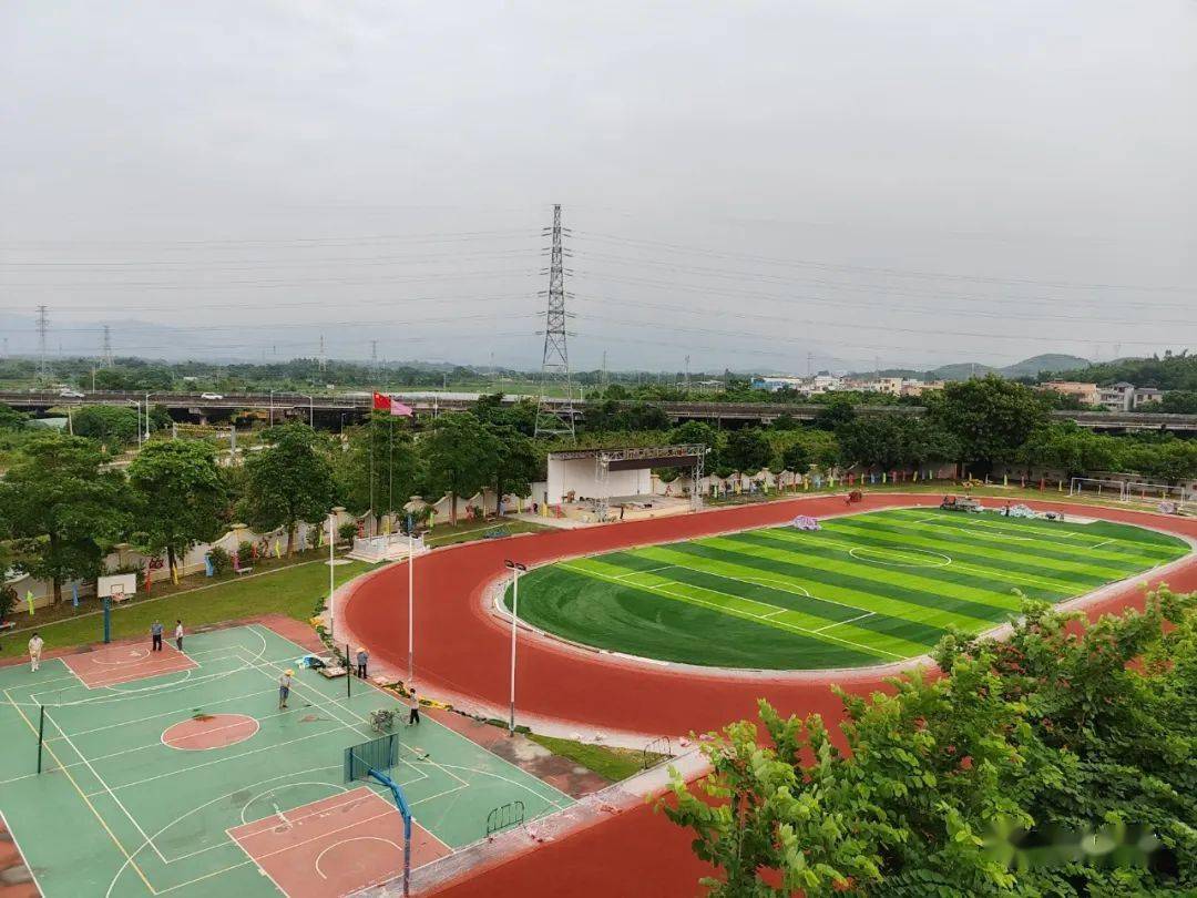 开学在即!台山这些新教学楼和运动场投168体育入使用(图3) 开学在即!台山这些新教学楼和运动场投168体育入使用(图3)