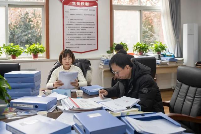 航天小学迎接雁塔区教学常规管理和“168体育名校+”工作检查(图7) 航天小学迎接雁塔区教学常规管理和“168体育名校+”工作检查(图7)