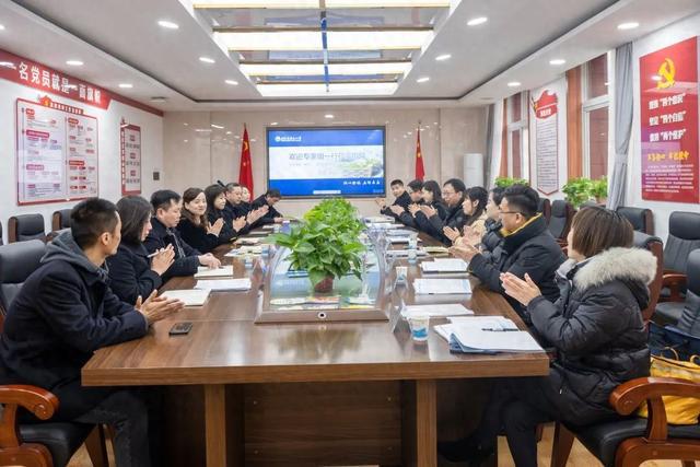 航天小学迎接雁塔区教学常规管理和“168体育名校+”工作检查(图1) 航天小学迎接雁塔区教学常规管理和“168体育名校+”工作检查(图1)