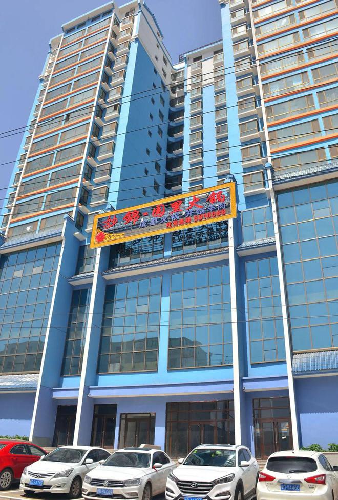168体育要租房的看过来!强湾小区三室两厅出租家电家具齐全、可做饭可洗澡(图5) 168体育要租房的看过来!强湾小区三室两厅出租家电家具齐全、可做饭可洗澡(图5)
